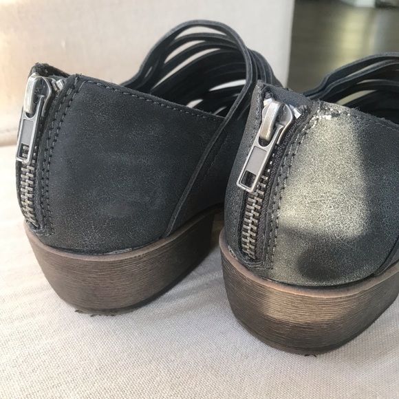 Coconuts by Matisse Powell Booties - Picture 4 of 7